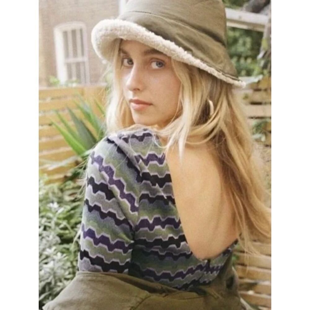 NEW ZARA Women’s X-Small Vintage Inspired 90's Geometric Knit Dress